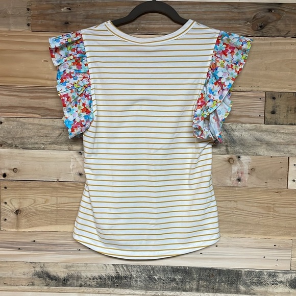 Doe and Rae size Small Striped Yellow and White Floral Flutter Sleeve Blouse - Picture 6 of 7